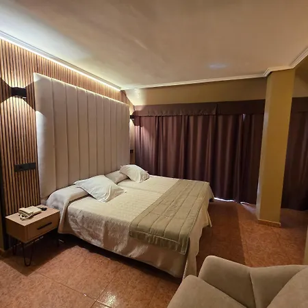 Gala Hotel 3*