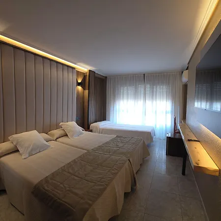 Gala Hotel 3*